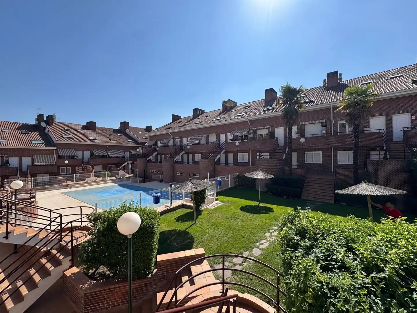 Duplex con piscina in vendita a Sevilla la Nueva