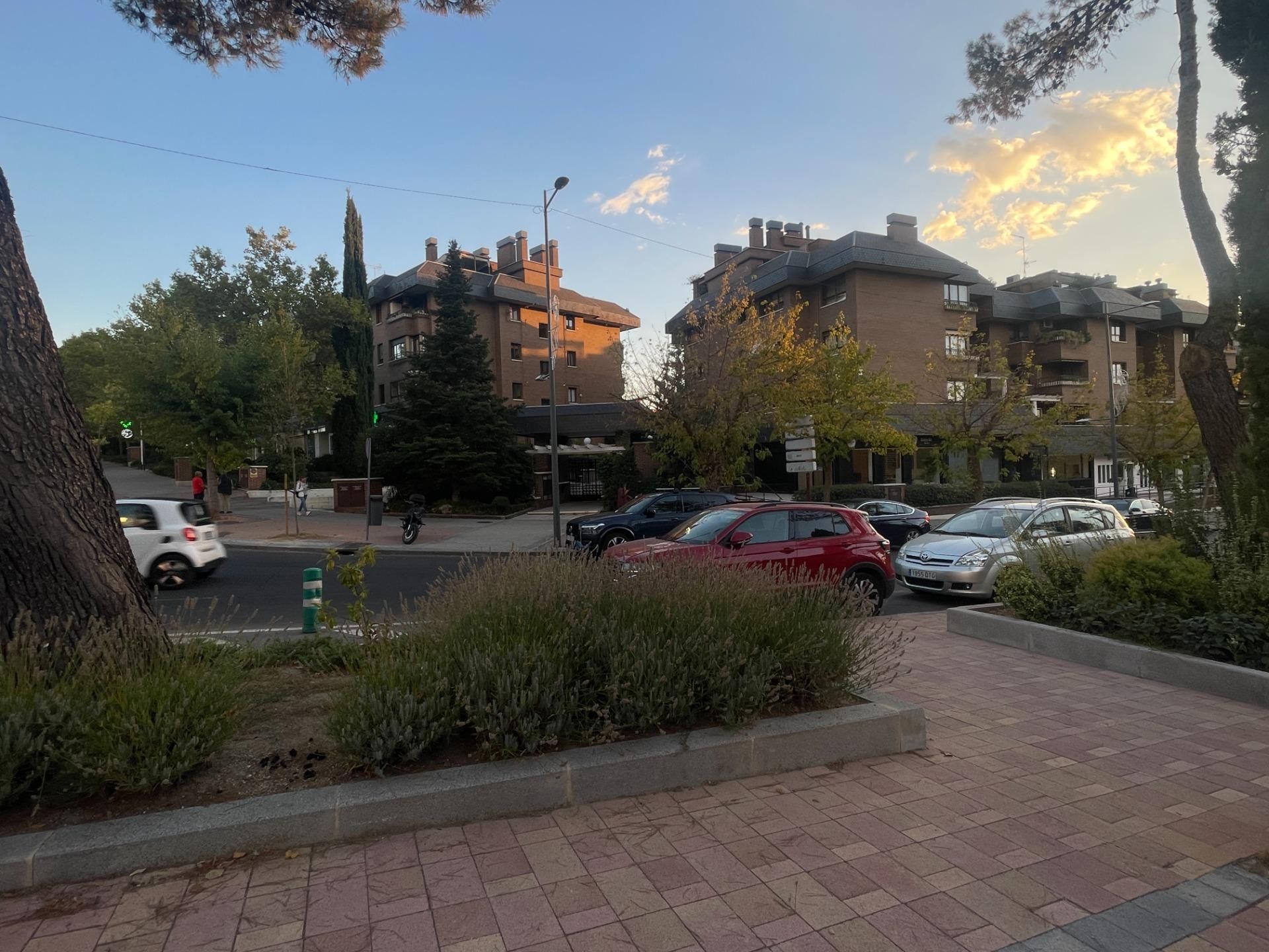 Exterior view of Garage for sale in Pozuelo de Alarcón