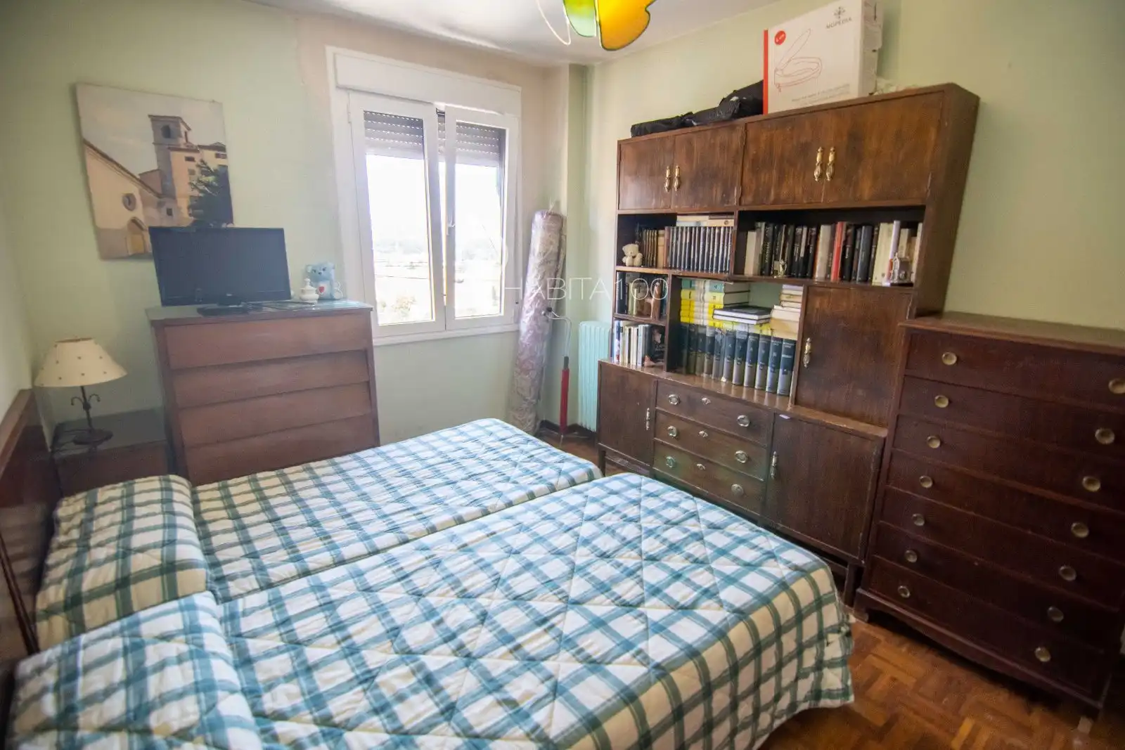 Dormitori de Pis en venda en Cuenca amb Calefacció, Parquet i Terrassa