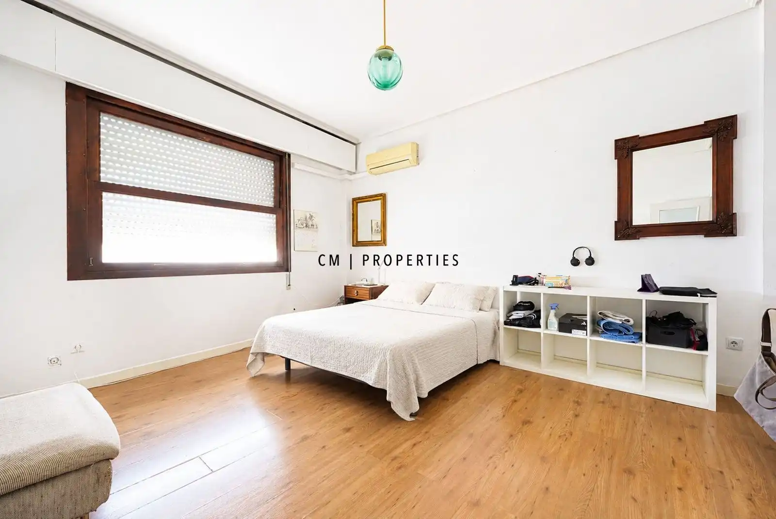 Habitación de Piso de alquiler en Valencia con Aire acondicionado, Calefacción y Amueblado