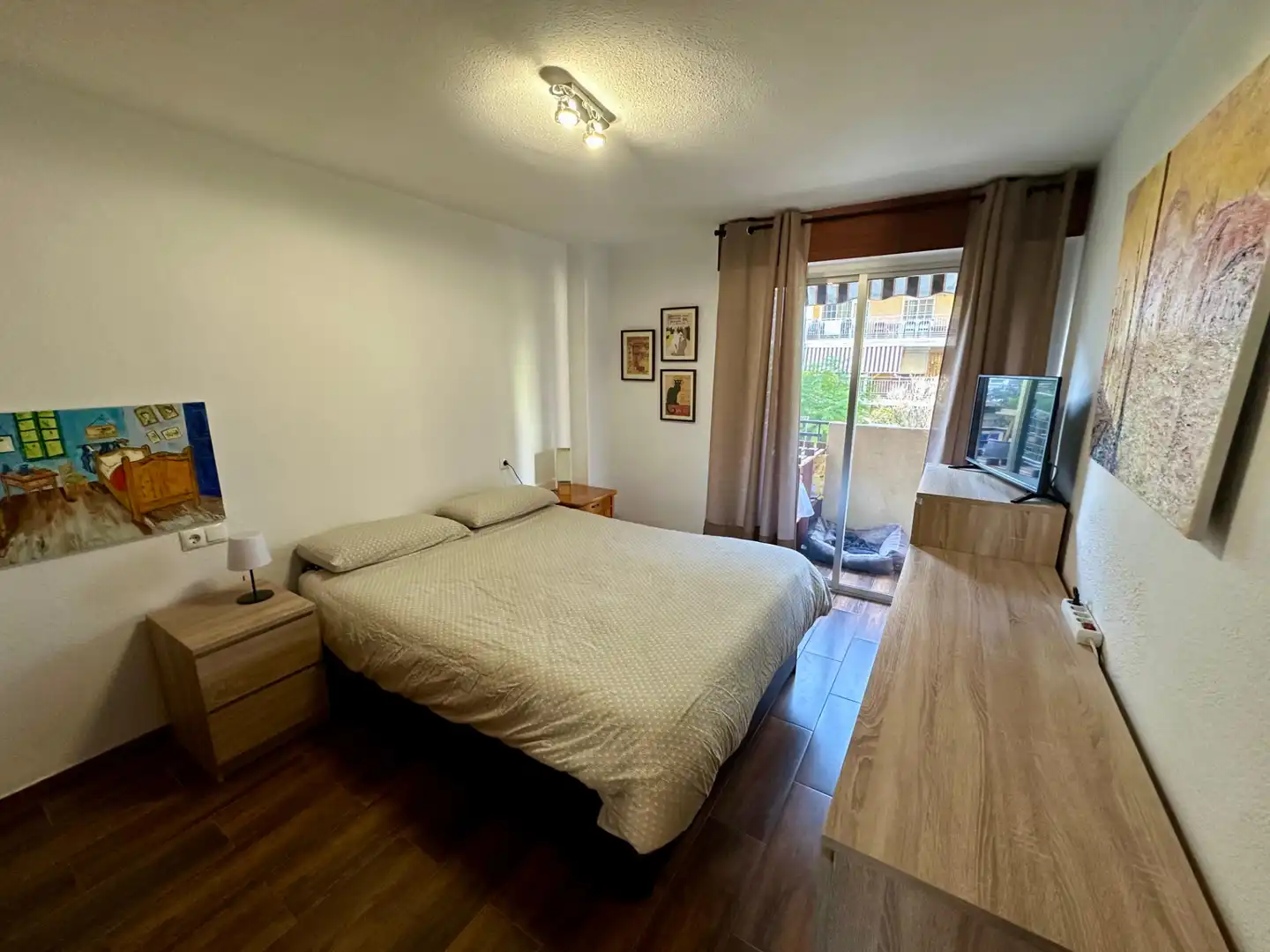 Habitación de Piso en venta en Alicante / Alacant con Aire acondicionado, Terraza y Amueblado