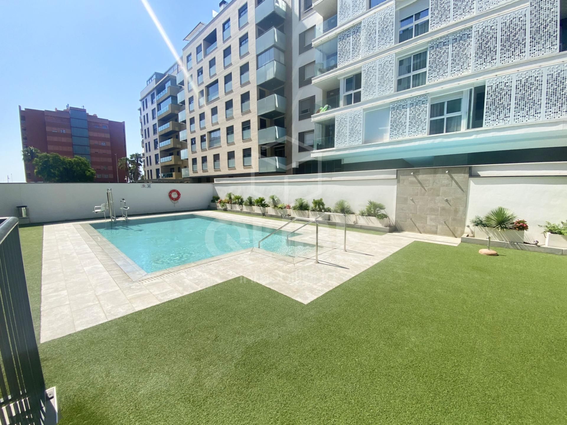 Piscina de Pis en venda en Málaga Capital amb Aire condicionat, Traster i Piscina comunitària