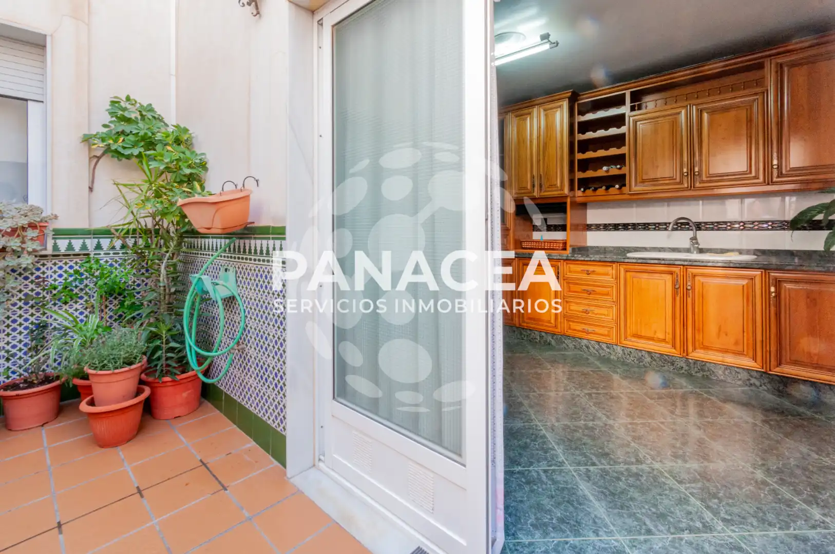 Kitchen of Houses for sale in Roquetas de Mar  with Air Conditioner, Terrace and Furnished