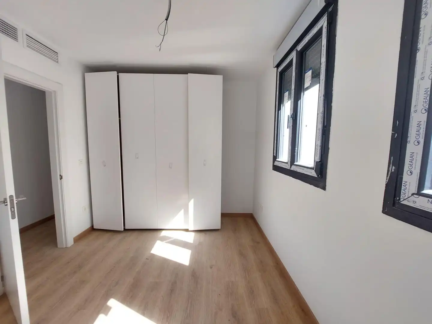Habitación de Piso en venta en Almería con Aire acondicionado y Calefacción