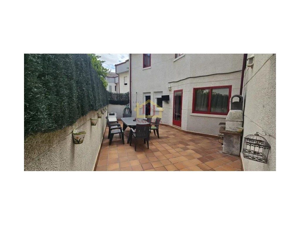 Terrace of House or chalet for sale in Villares de la Reina