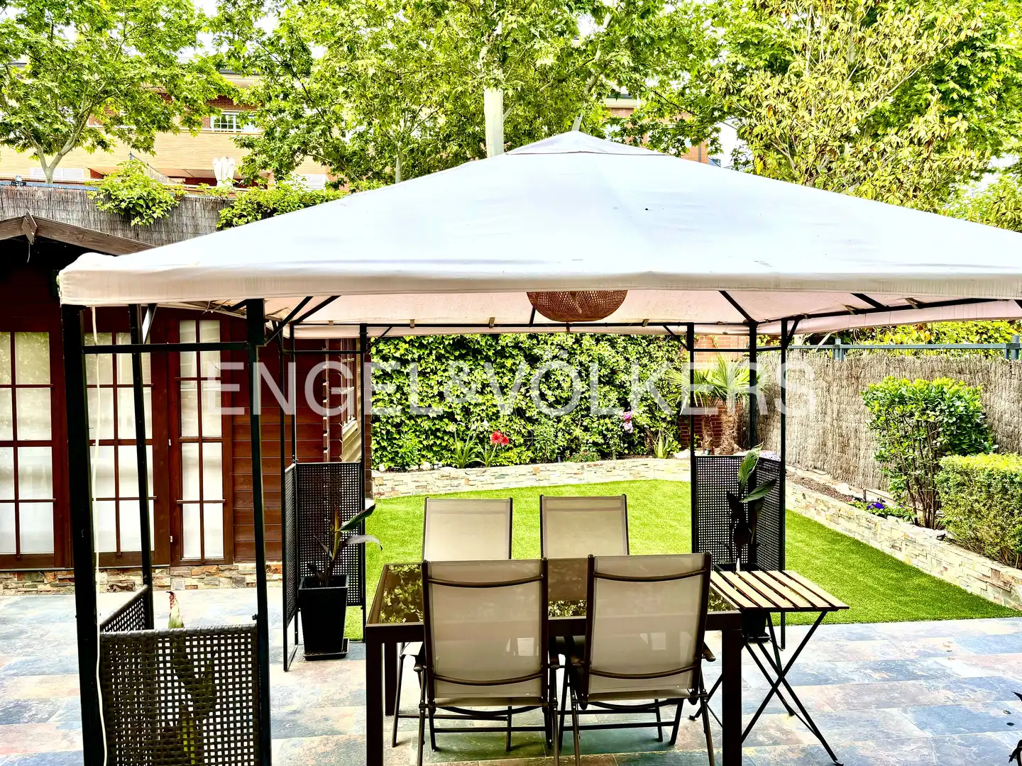 Terraza de Apartamento en venta en Las Rozas de Madrid con Aire acondicionado, Calefacción y Jardín privado