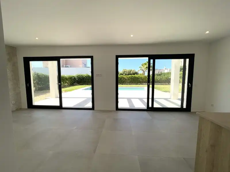 Haus oder Chalet zum Verkauf in Llucmajor mit Klimaanlage, Privatgarten und Terrasse