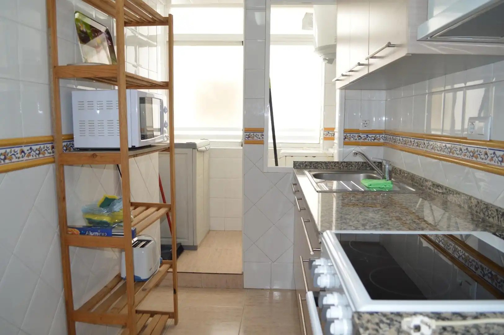 Kitchen of Flat for rent in Granada  with Terrace, Furnished and Balcony