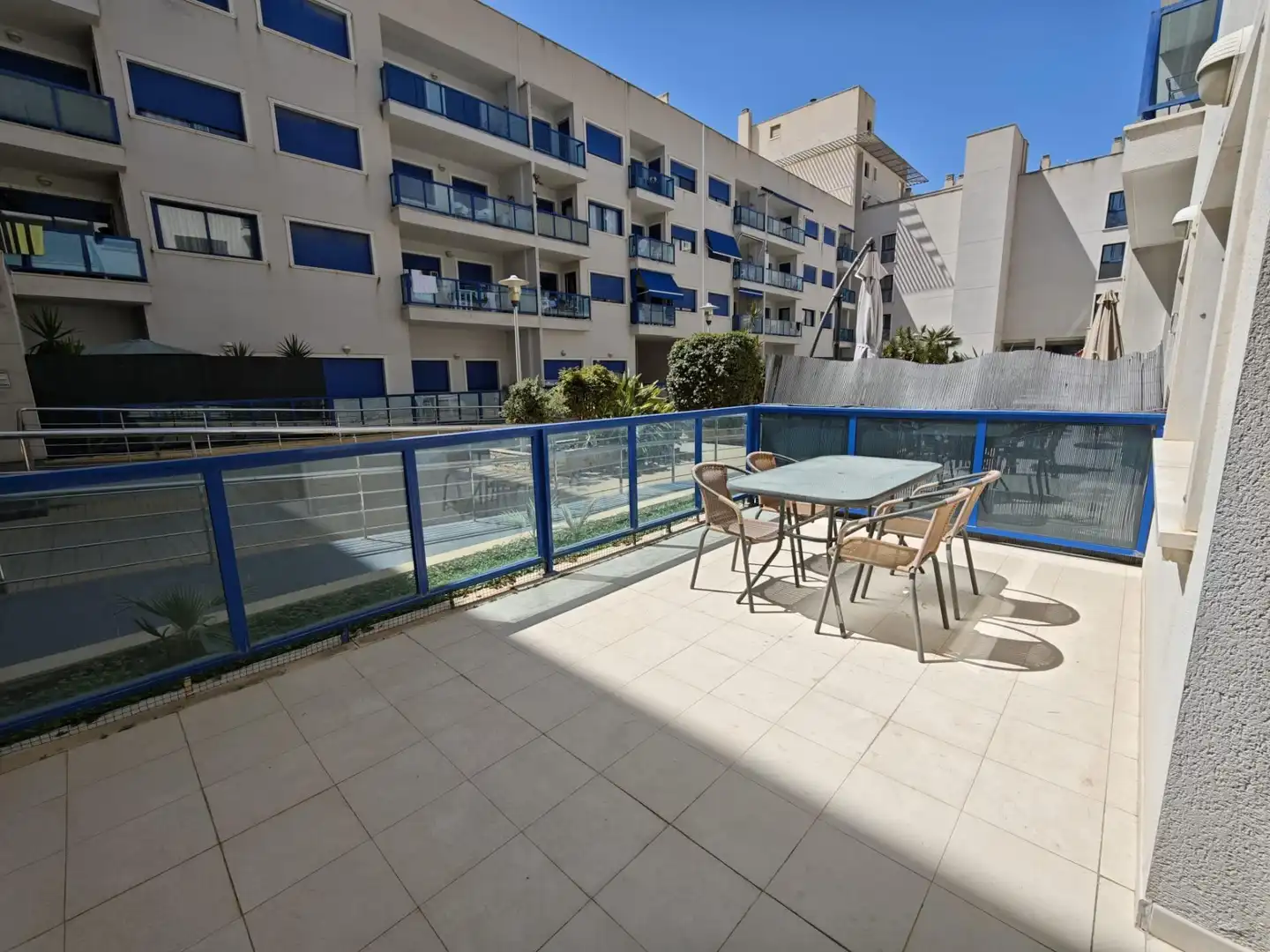Apartament de lloguer a Glorieta del Reino Unido, Palmeral