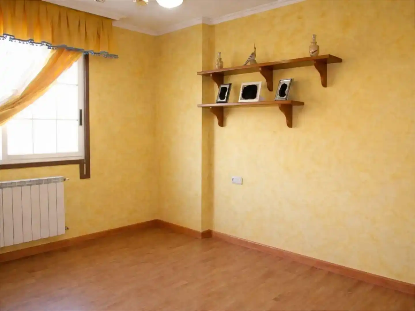 Bedroom of Flat for sale in Boqueixón  with Private garden, Storage room and Furnished