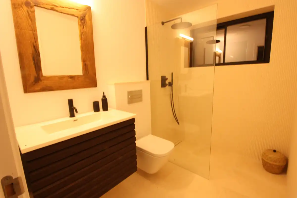 Baño de Casa o chalet en venta en Benalmádena con Aire acondicionado, Calefacción y Jardín privado