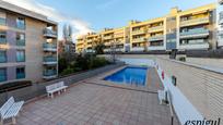 Swimming pool of Flat for sale in Sant Cugat del Vallès  with Heating, Private garden and Parquet flooring