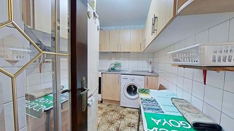 Foto 4 de Piso en venta en Salvador Allende, Zaragoza Capital