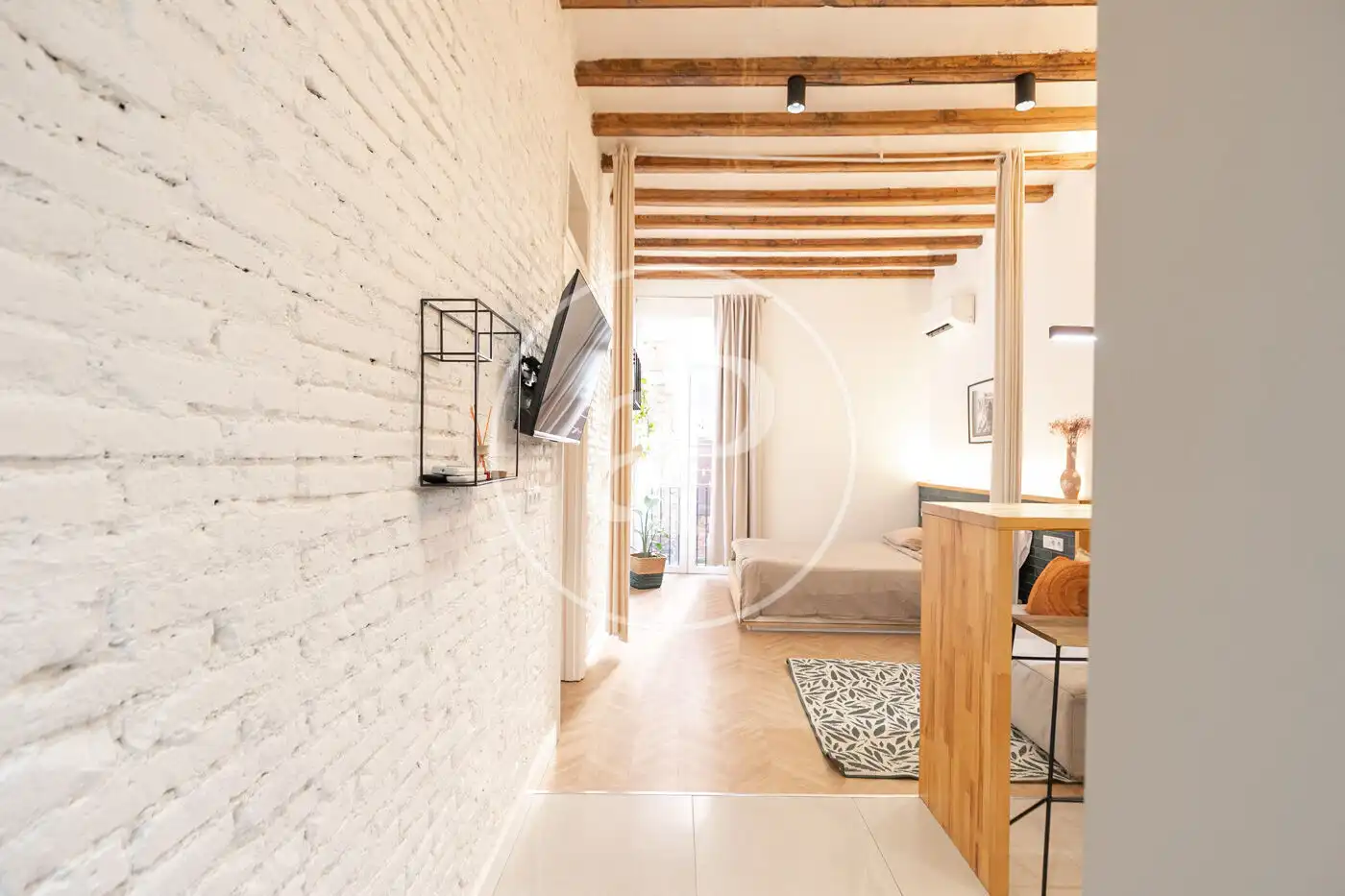 Vista exterior de Piso en venta en Barcelona con Aire acondicionado, Calefacción y Amueblado