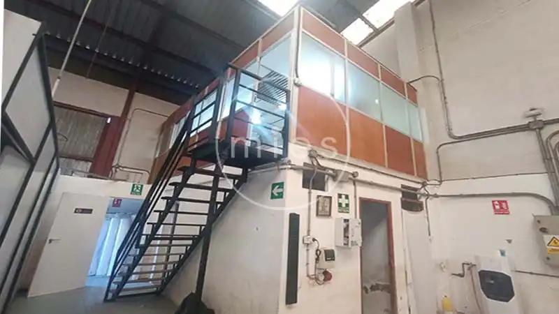 Nave industrial de alquiler en Aldaia