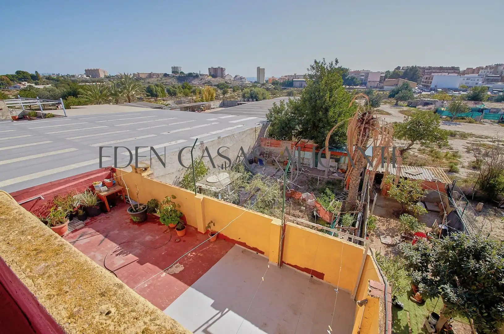 Jardí de Casa adosada en venda en El Campello amb Jardí privat, Terrassa i Traster