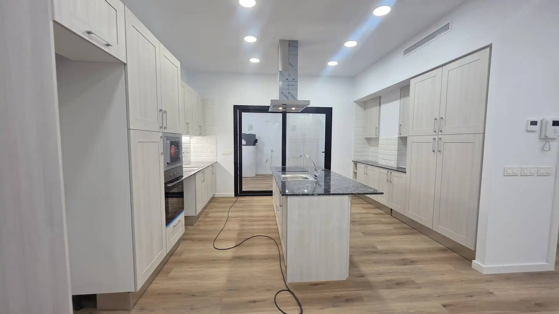 Kitchen of Flat for sale in Girona  with Air Conditioner, Heating and Terrace