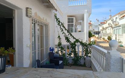 Terrassa de Casa adosada en venda en Torrevieja amb Aire condicionat i Terrassa