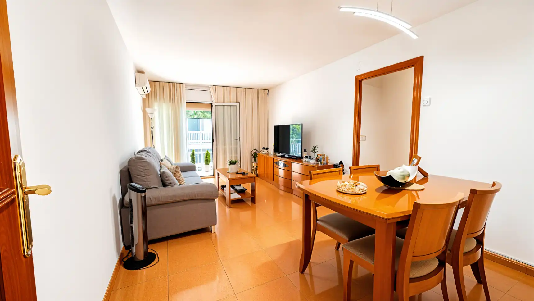 Living room of Flat for sale in Barcelona  with Air Conditioner, Heating and Balcony