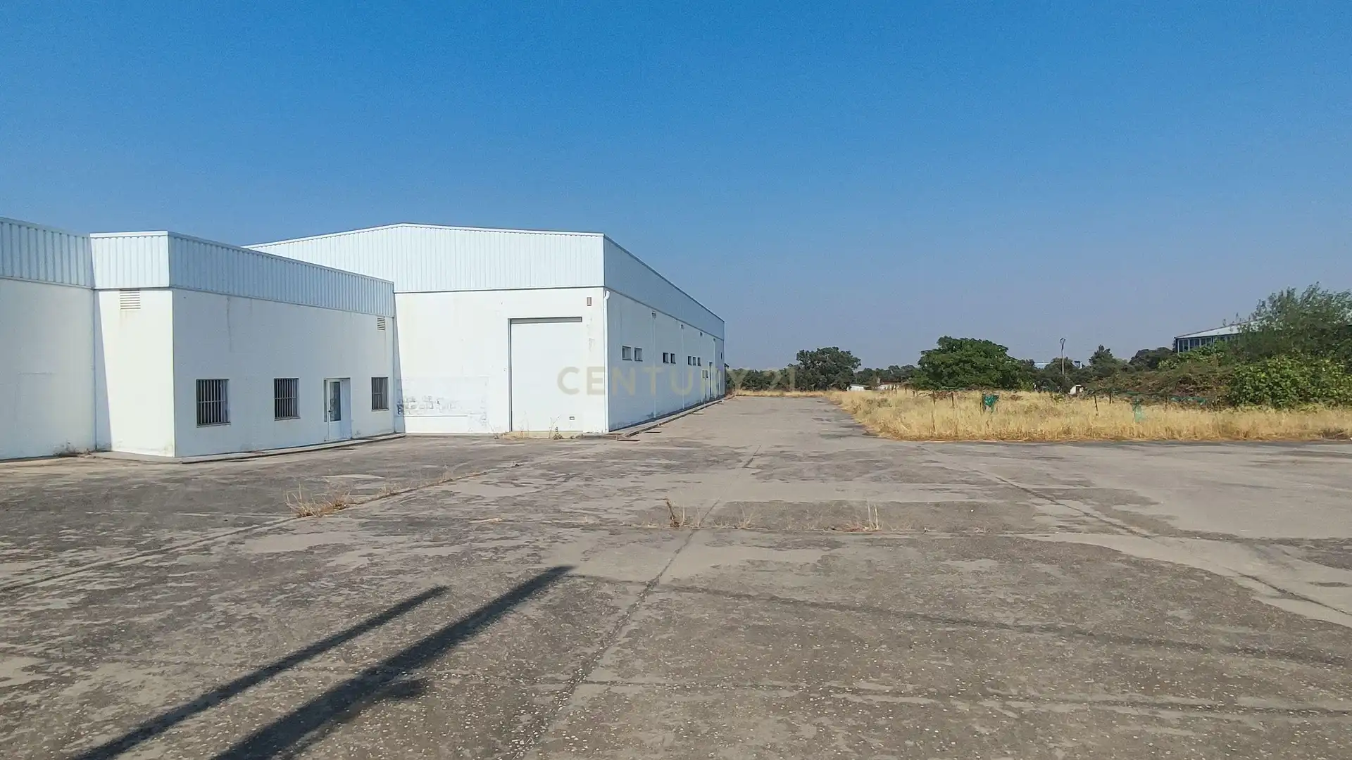 Vista exterior de Local en venda en Casar de Cáceres