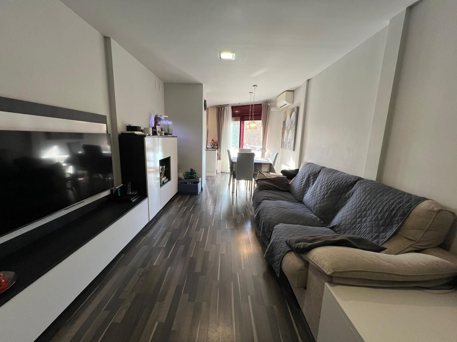 Sala de estar de Piso en venta en Sabadell con Aire acondicionado, Calefacción y Parquet