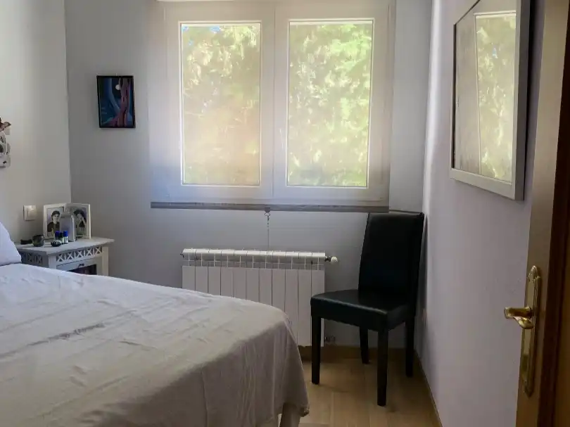 Bedroom of Flat for sale in Navalagamella, Madrid