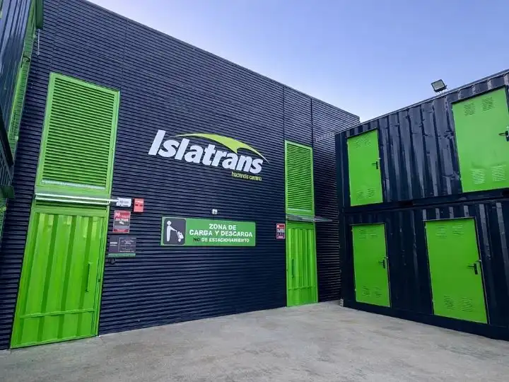 Exterior view of Storage room for rent in Puerto Real  with Alarm