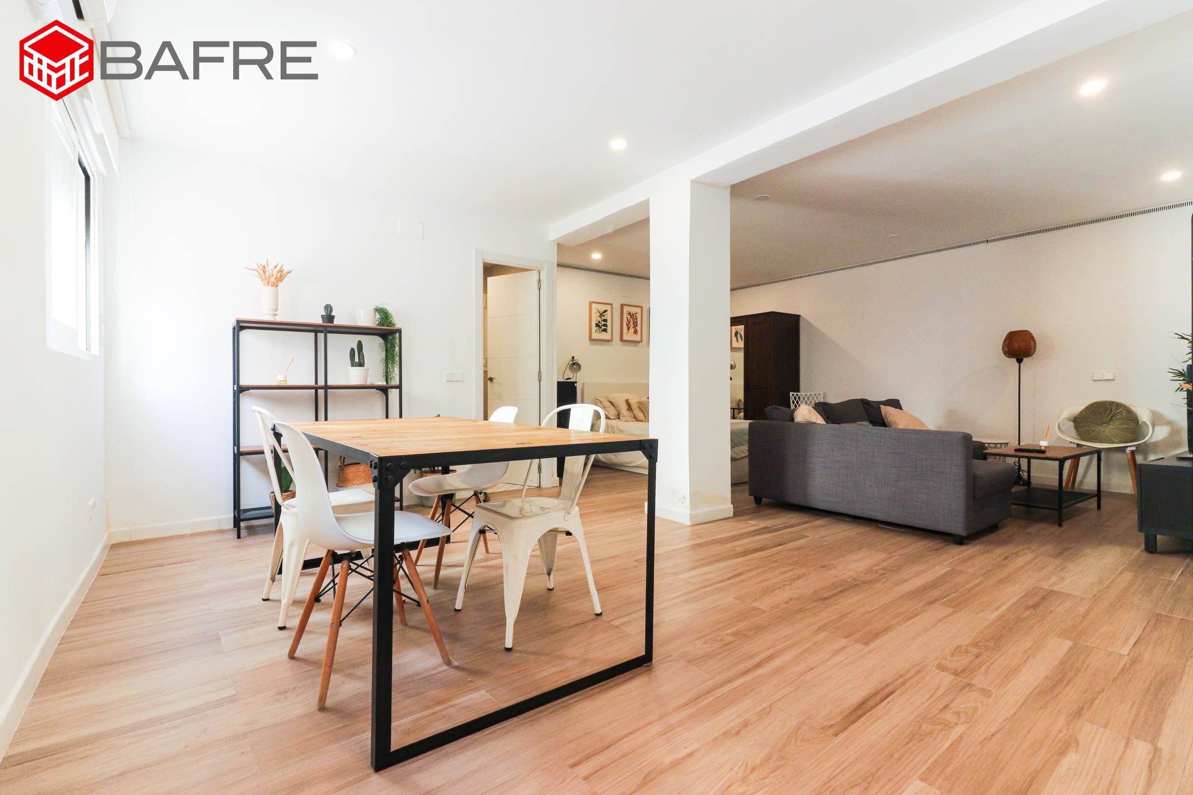 Living room of Flat for sale in  Madrid Capital  with Air Conditioner and Heating