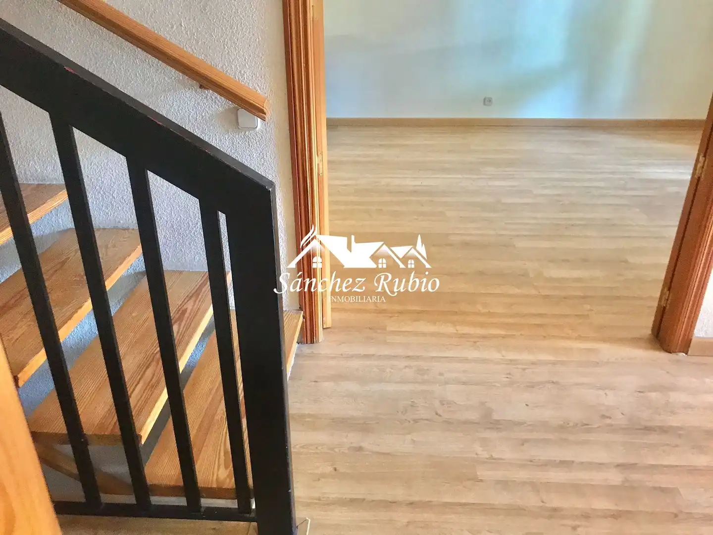 Casa a schiera con piscina in affitto a La Navata, imagen 8