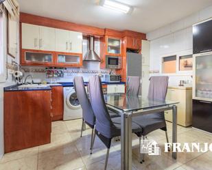 Kitchen of Single-family semi-detached for sale in Cerdanyola del Vallès  with Air Conditioner and Terrace