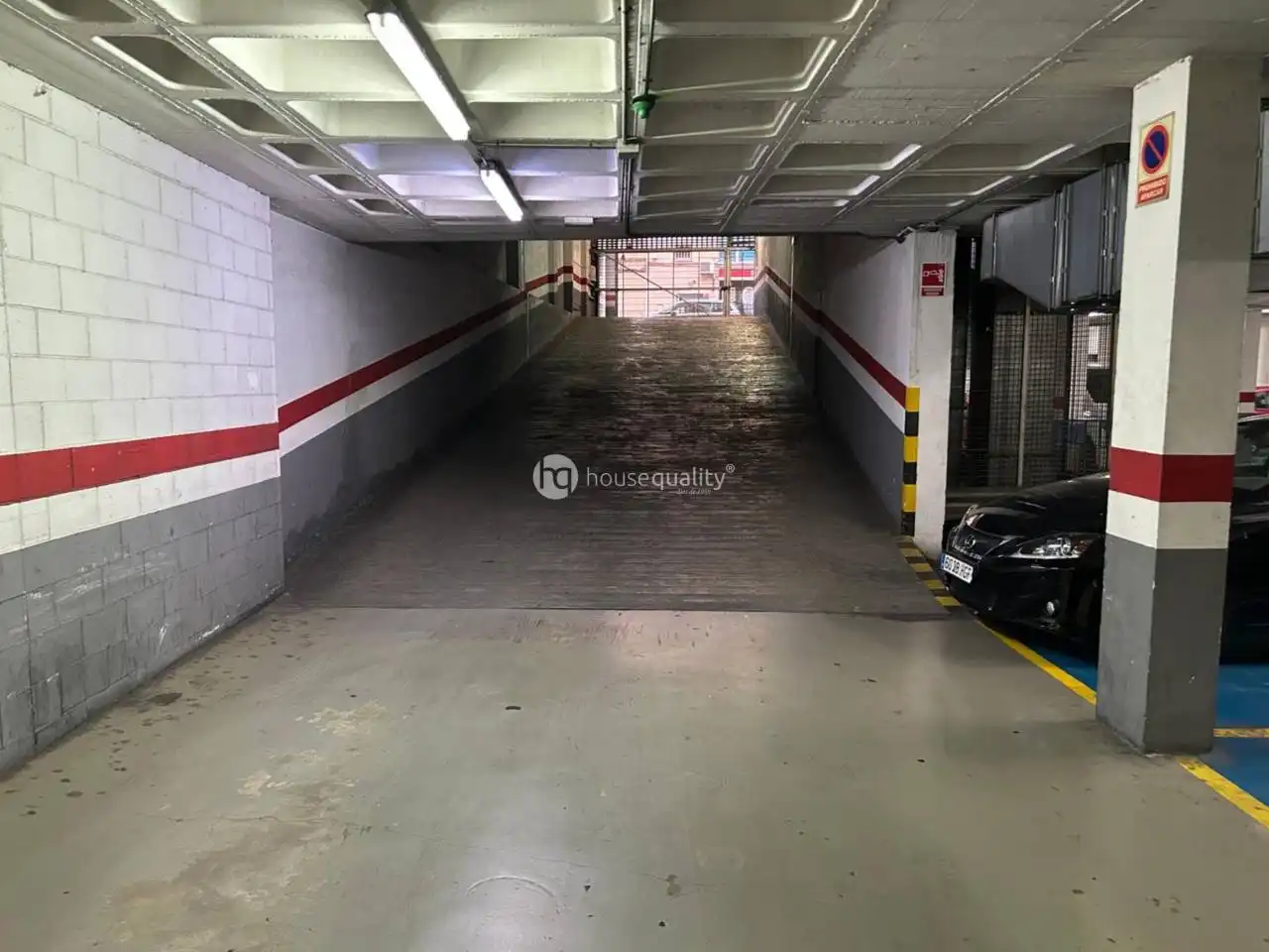 Einzelparkplatz mit Aufzug zum Verkauf in Calle Bruc 21, imagen 4