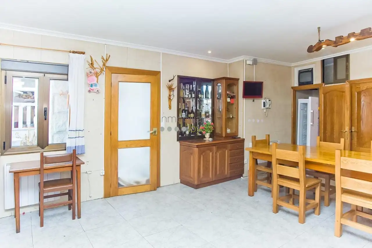 Casa en venda a Vilardevós, imagen 4