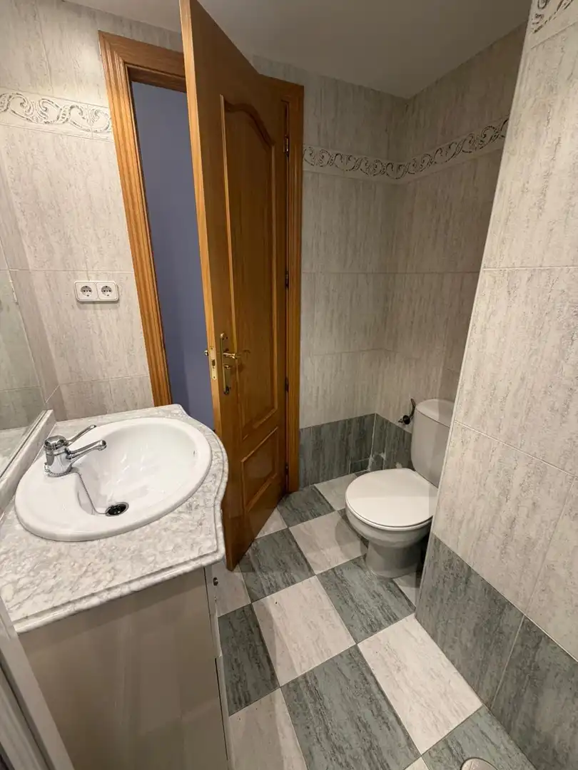 Bathroom of Flat for rent in Madrid  with Heating