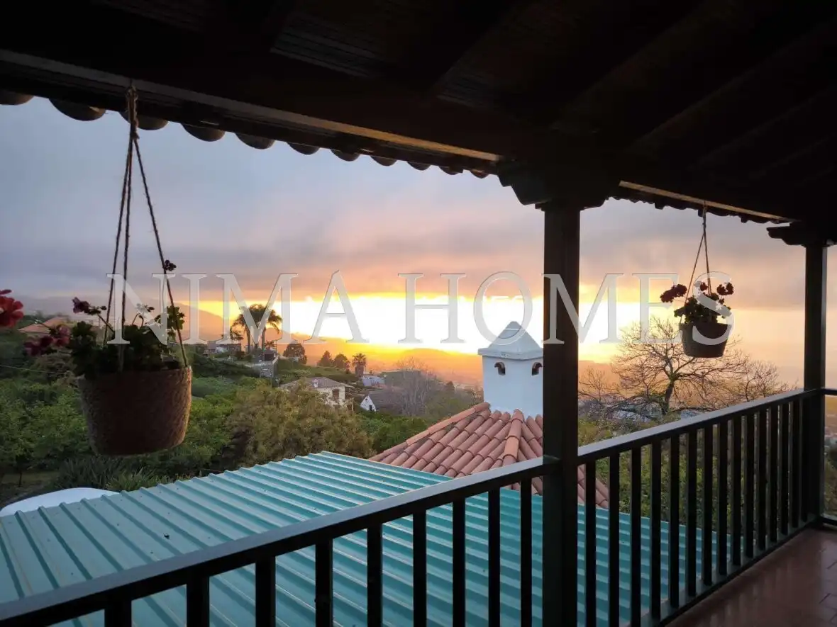 Vista exterior de Finca rústica en venda en La Orotava amb Terrassa i Traster
