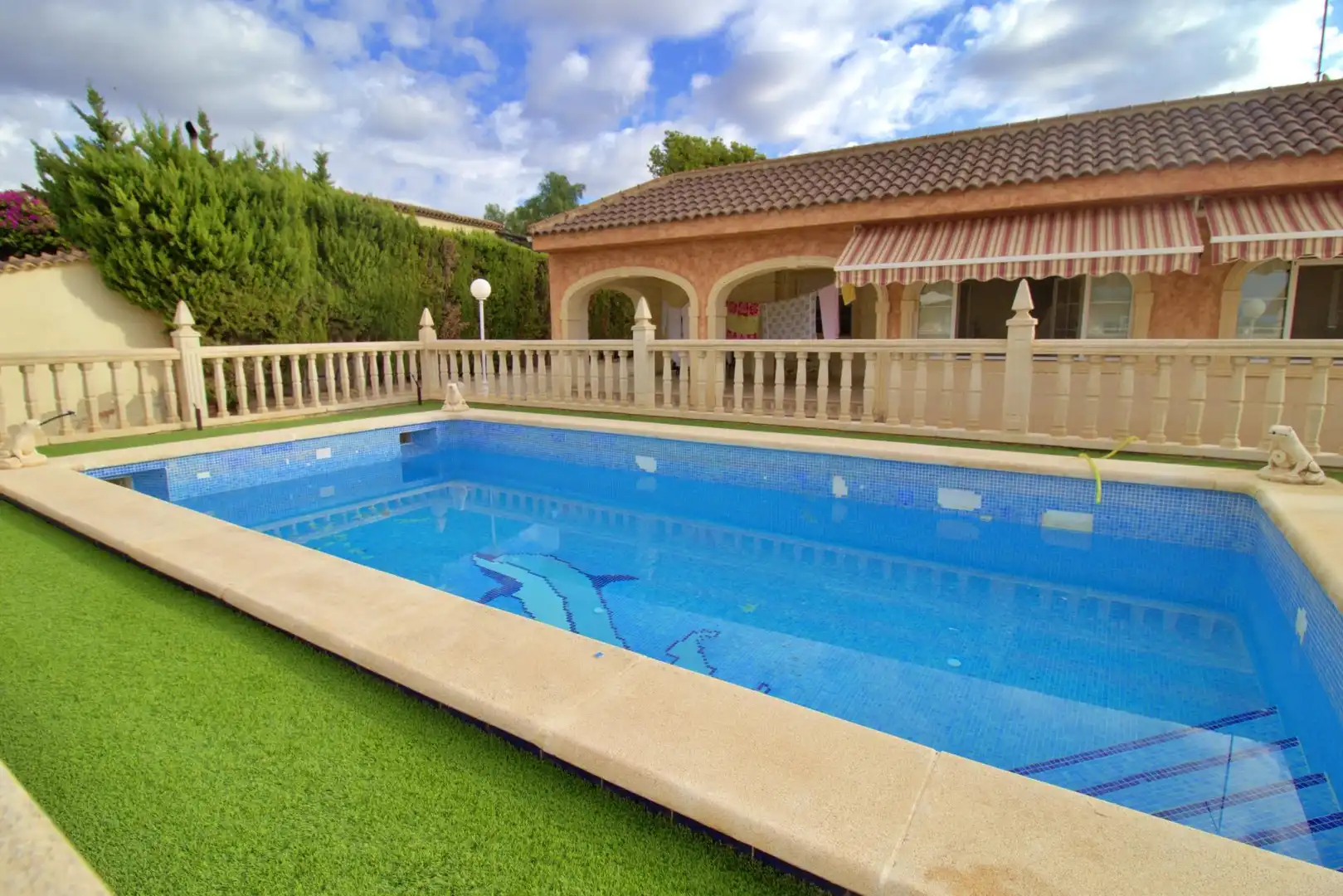 Piscina de Casa o xalet en venda en Albatera amb Aire condicionat, Calefacció i Jardí privat
