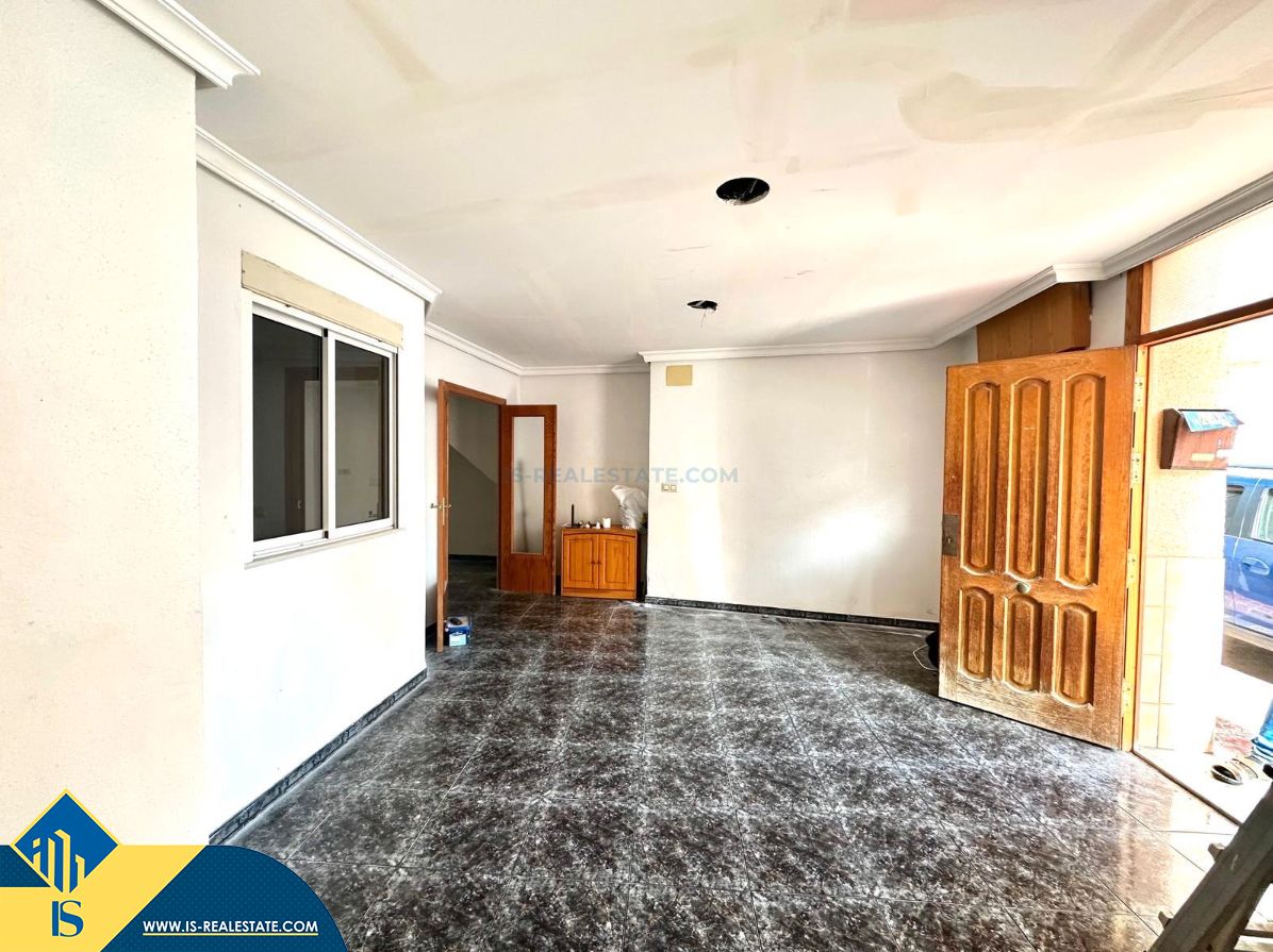 Apartment for sale in Torrevieja  with Heating and Internet