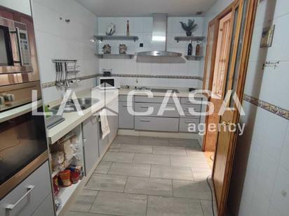 Kitchen of Flat for sale in Dos Hermanas