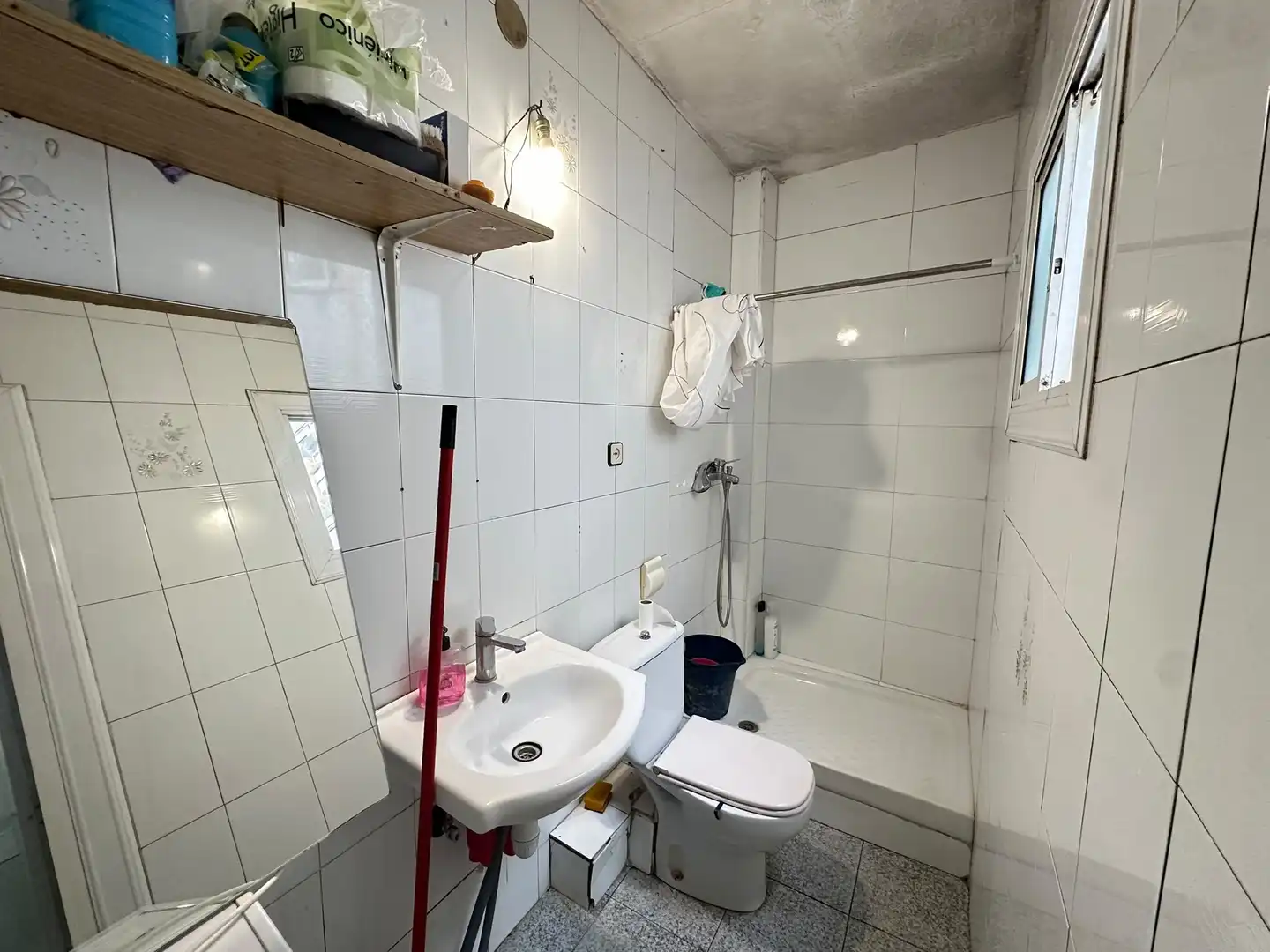 Bany de Pis en venda en L'Hospitalet de Llobregat