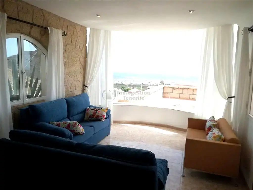 Sala de estar de Casa o chalet en venta en Arona con Aire acondicionado, Terraza y Amueblado