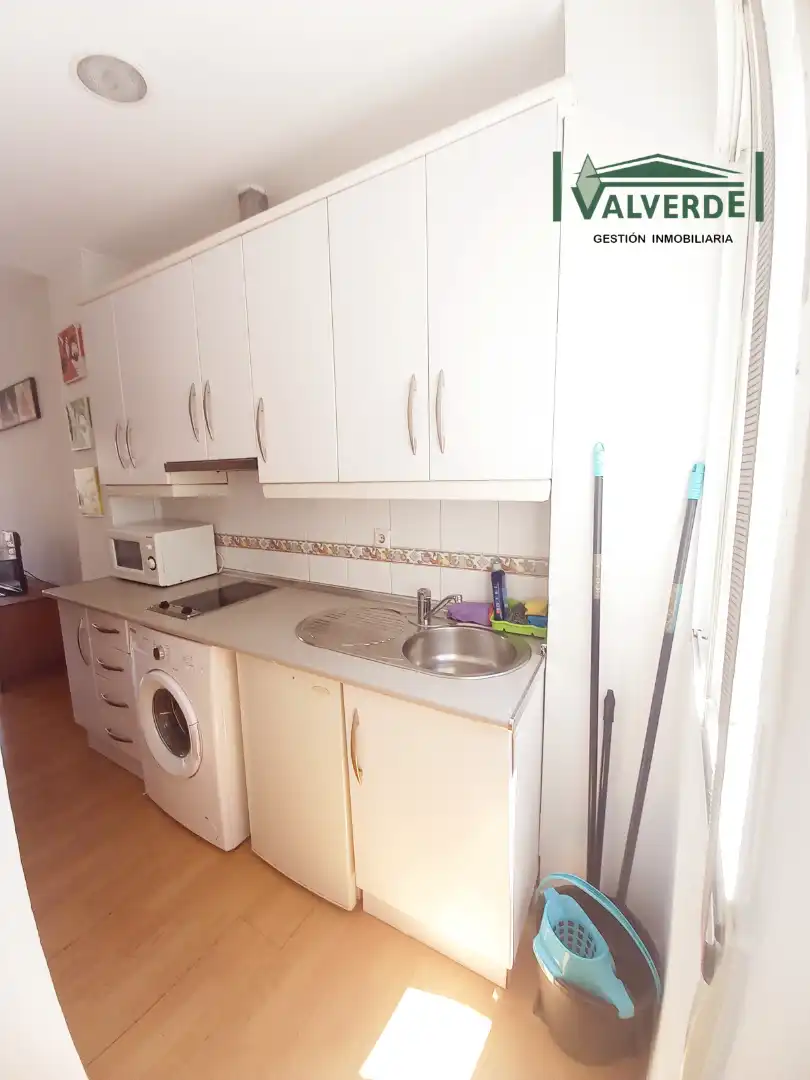 Kitchen of Study for rent in Granada  with Heating, Furnished and Washing machine
