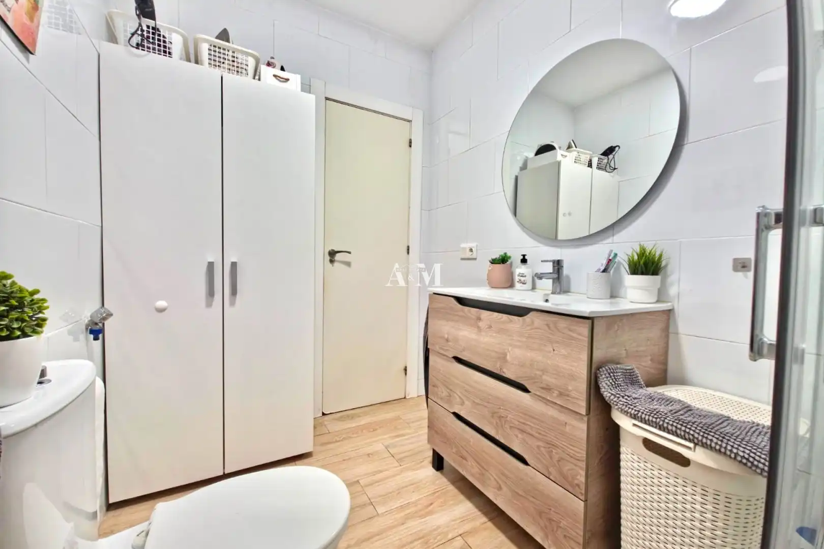 Ground floor for rent in La Regia