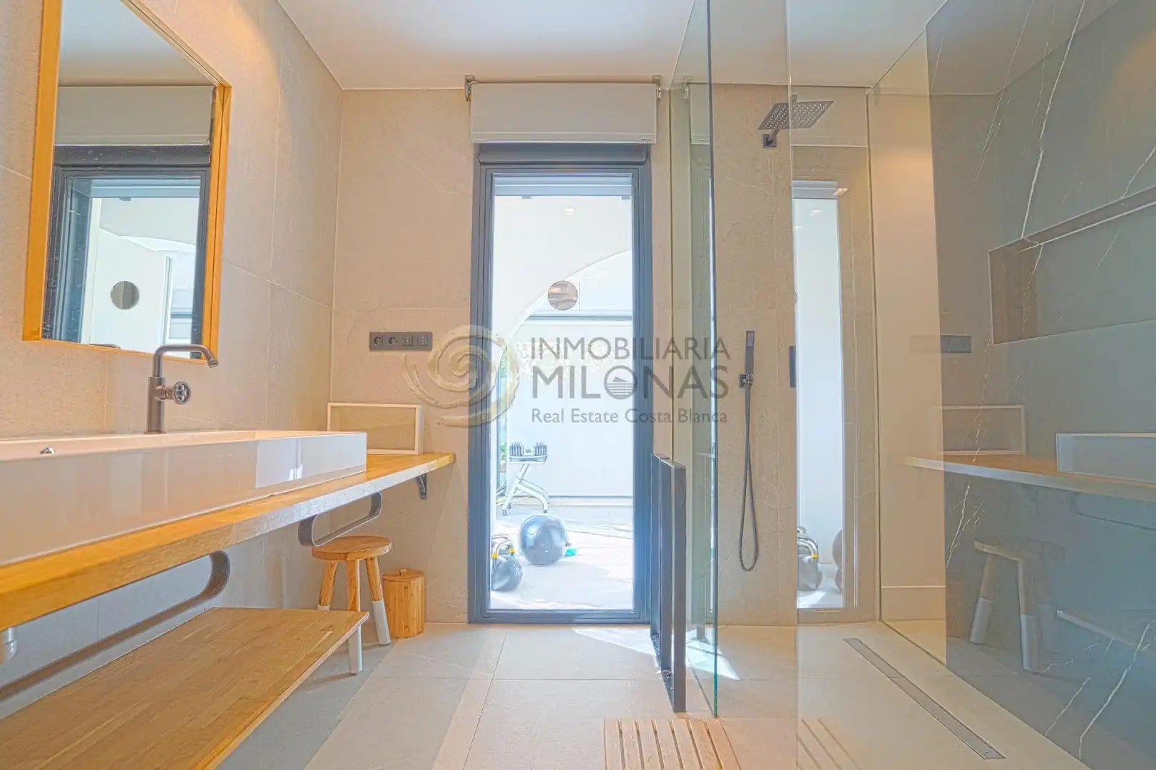 Baño de Casa o chalet en venta en L'Alfàs del Pi con Aire acondicionado, Jardín privado y Terraza