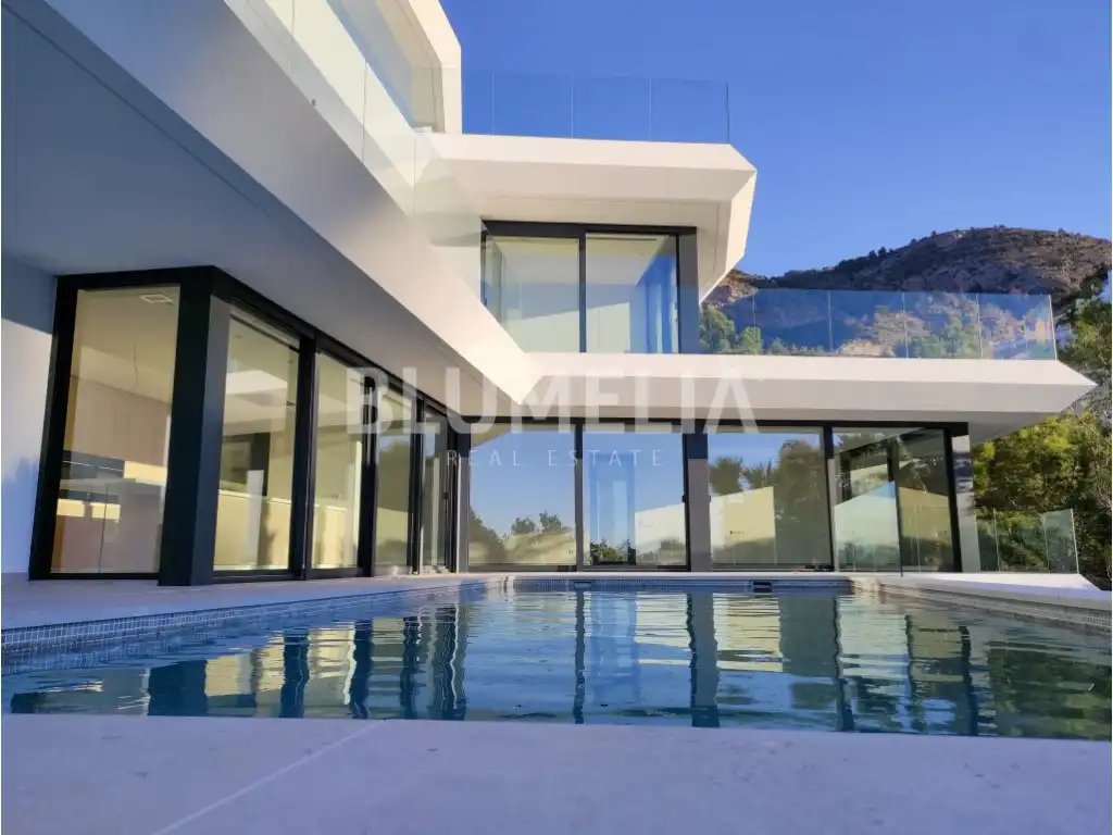 House with pool for sale in Avenida Principal De La Sierra, imagen 13