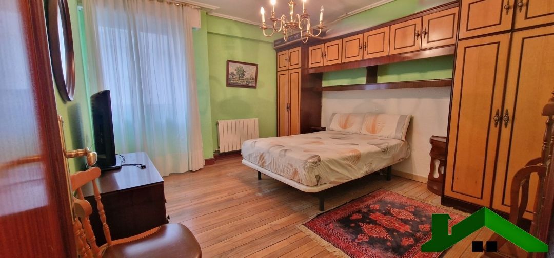 Habitación de Piso en venta en Bilbao  con Calefacción y Amueblado
