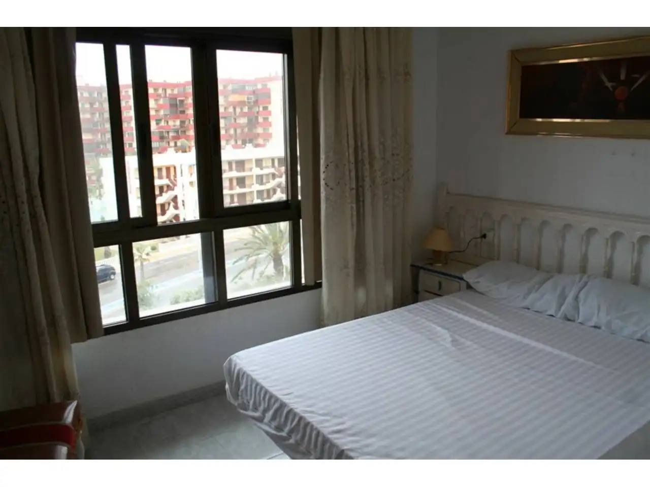 Dormitori de Apartament en venda en La Manga del Mar Menor amb Aire condicionat, Terrassa i Moblat