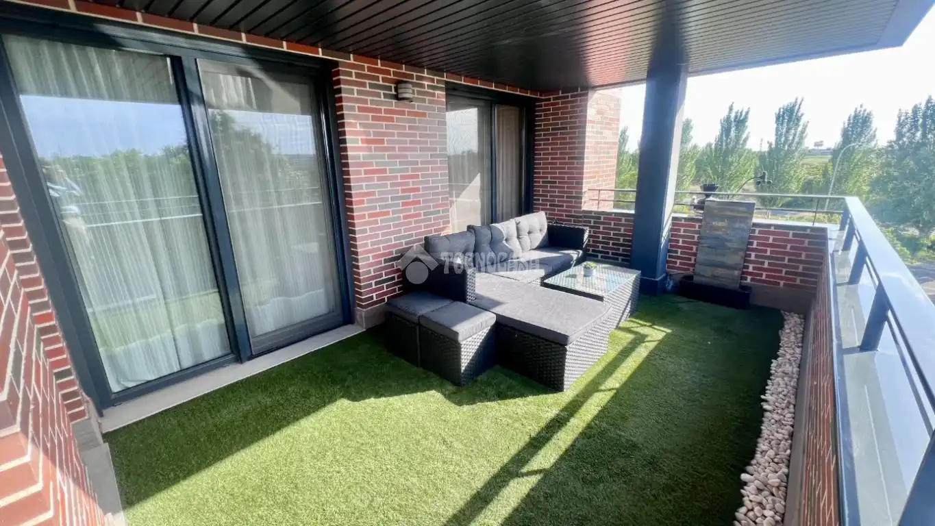 Terraza de Piso en venta en Alcalá de Henares con Terraza