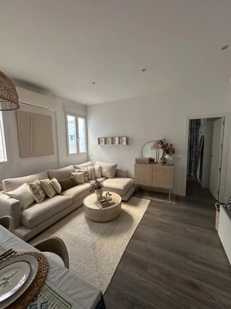 Wohnzimmer von Wohnung zur Miete in Madrid mit Klimaanlage, Heizung und Möbliert