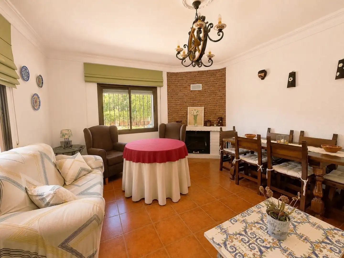 Comedor de Casa o chalet en venta en Casas del Castañar con Jardín privado, Trastero y Piscina