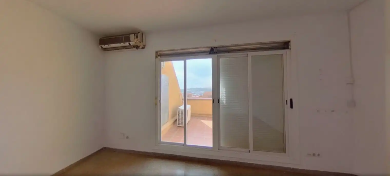 Attic for sale in Carrer de Girona, Joan Prim