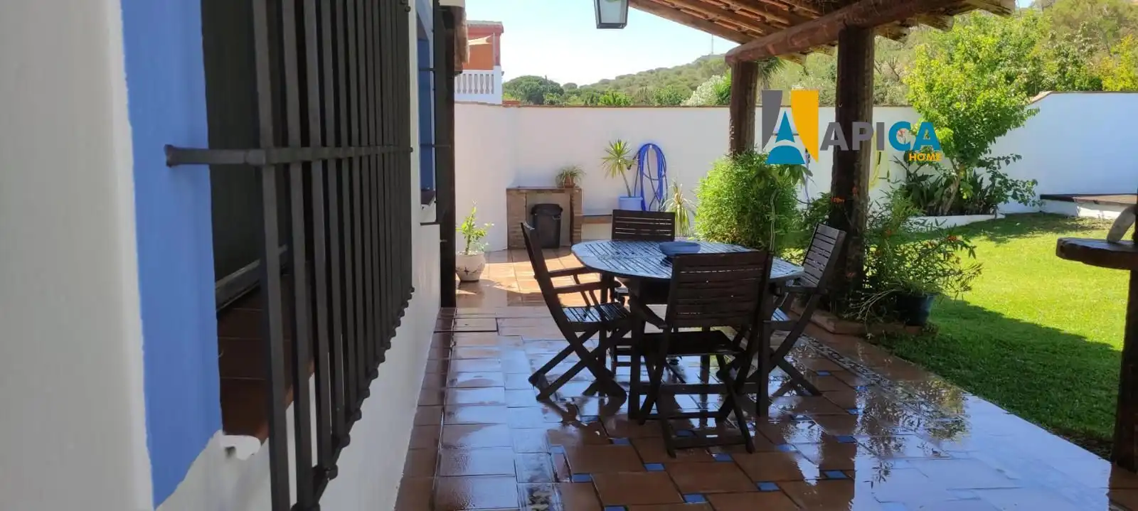 Terrace of Houses for sale in Barbate  with Air Conditioner, Swimming Pool and Furnished